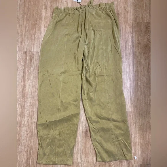 Zara Women's green  Cargo Pants - Picture 2 of 6